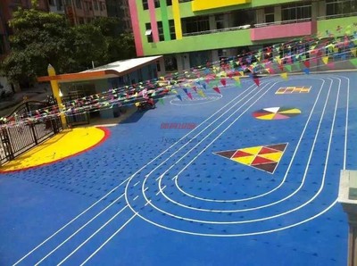 深度解析塑膠跑道 從材質到工藝的全方位探索